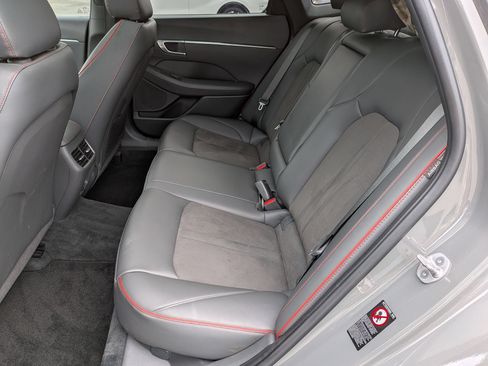 Used 2023 Hyundai Sonata SEL Plus FWD image 31