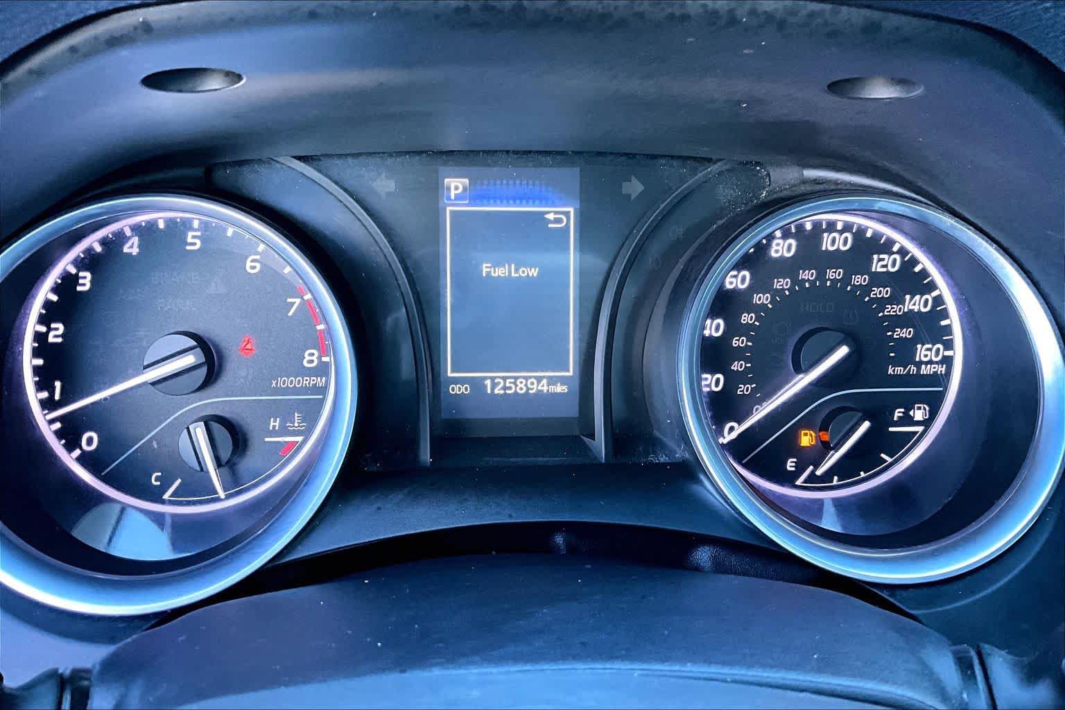Used 2018 Toyota Camry SE FWD image 24