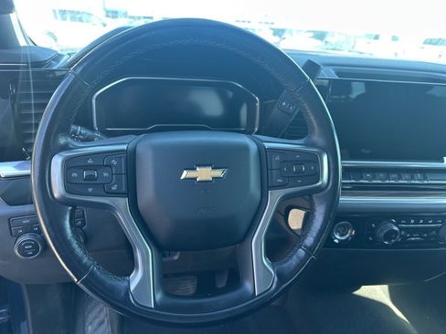 Used 2022 Chevrolet Silverado 1500 LT image 13