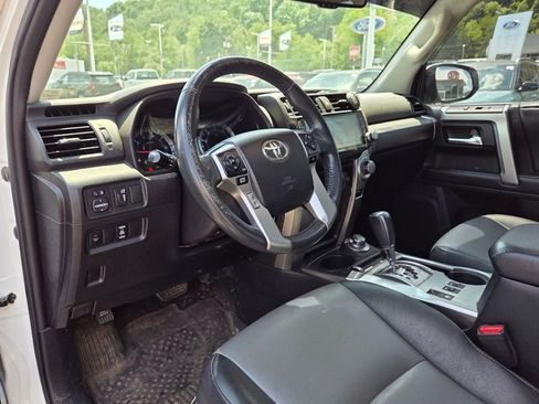 Used 2015 Toyota 4Runner SR5 Premium AWD/4WD image 11