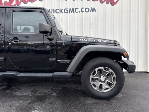 Used 2014 Jeep Wrangler Unlimited Rubicon w/ Connectivity Group image 24