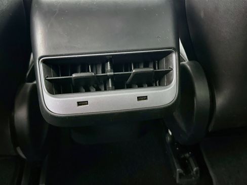 Used 2019 Tesla Model 3 Long Range AWD/4WD image 27