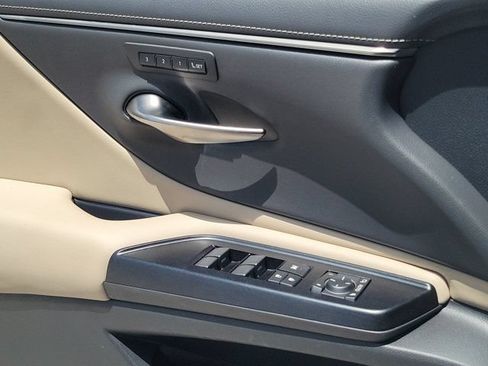 Used 2020 Lexus ES 350 w/ Premium Package FWD image 20