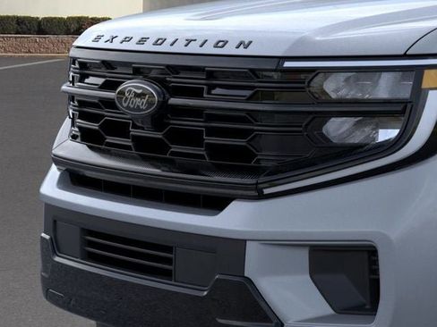 New 2026 Ford Expedition Platinum w/ Stealth Appearance Package image 17
