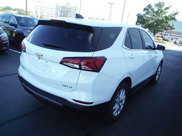 Used 2024 Chevrolet Equinox LT AWD/4WD image 8
