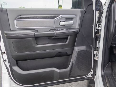 Used 2019 RAM 2500 Big Horn image 12