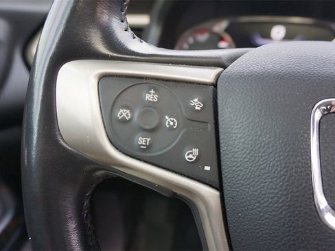 Used 2020 GMC Acadia Denali w/ Technology Package image 8