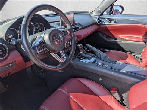 Used 2020 MAZDA MX-5 Miata Grand Touring image 9