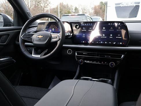 New 2026 Chevrolet Traverse LT w/ Enhanced Driving Package image 25