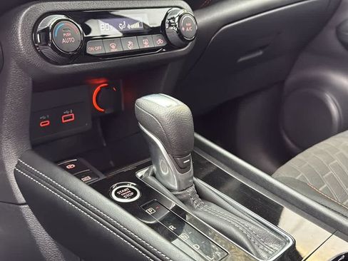 Certified 2024 Nissan Kicks SR image 21