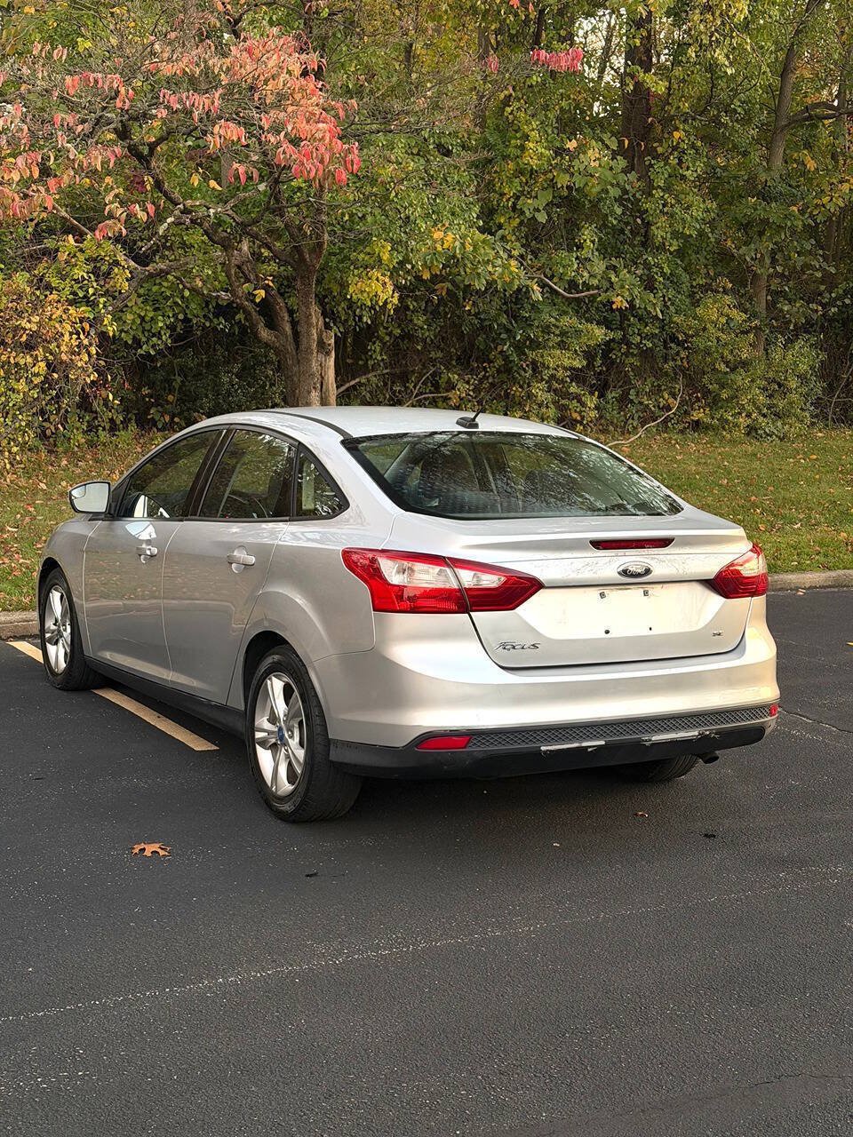 Used 2013 Ford Focus SE FWD image 10