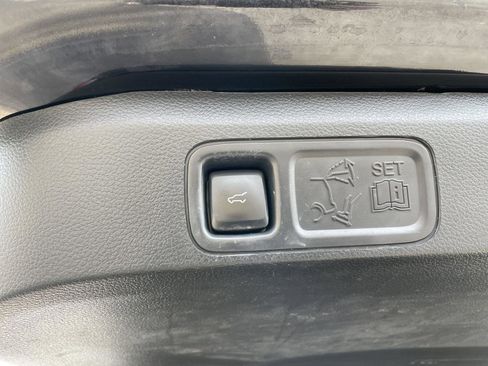 Certified 2022 Ford Expedition Limited image 51