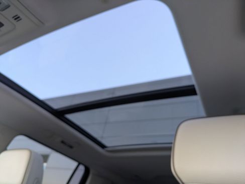 Used 2023 GMC Yukon XL Denali image 24