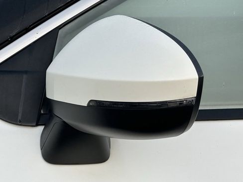 Certified 2023 Nissan Rogue SV image 11