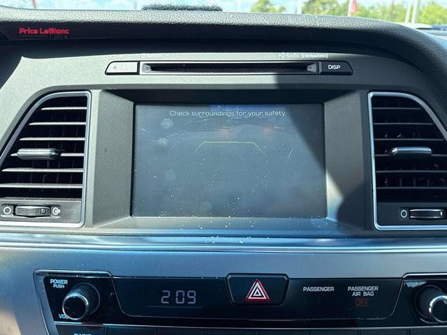 Used 2017 Hyundai Sonata SE FWD image 27