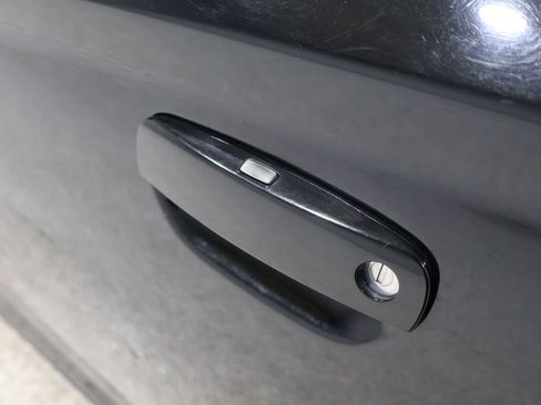 Used 2018 Dodge Charger GT image 9