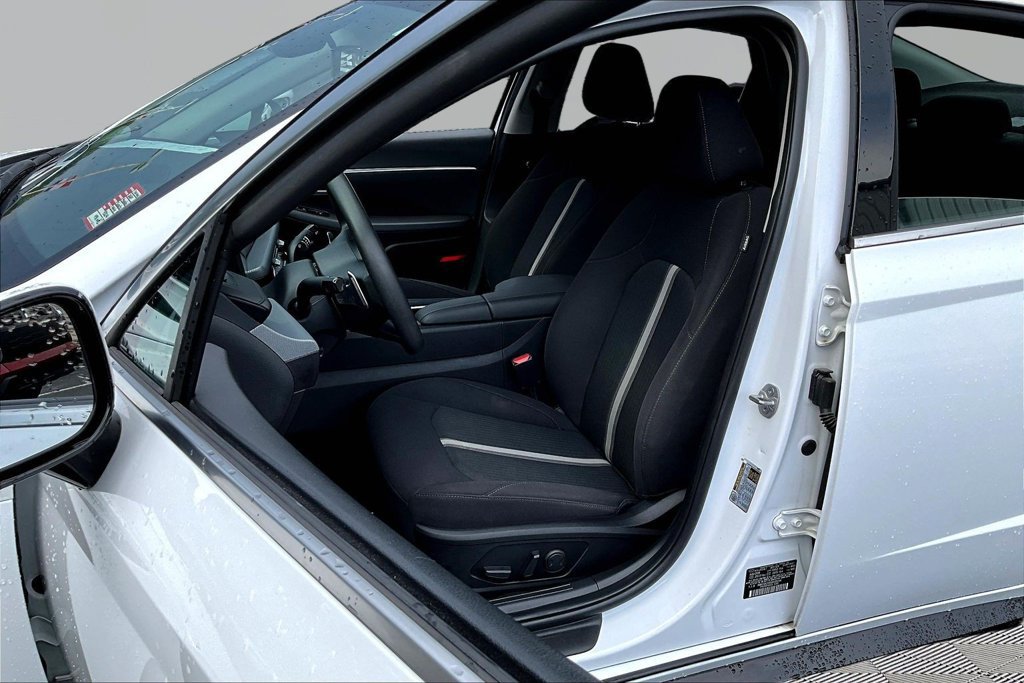 Used 2025 Hyundai Sonata SEL FWD image 22
