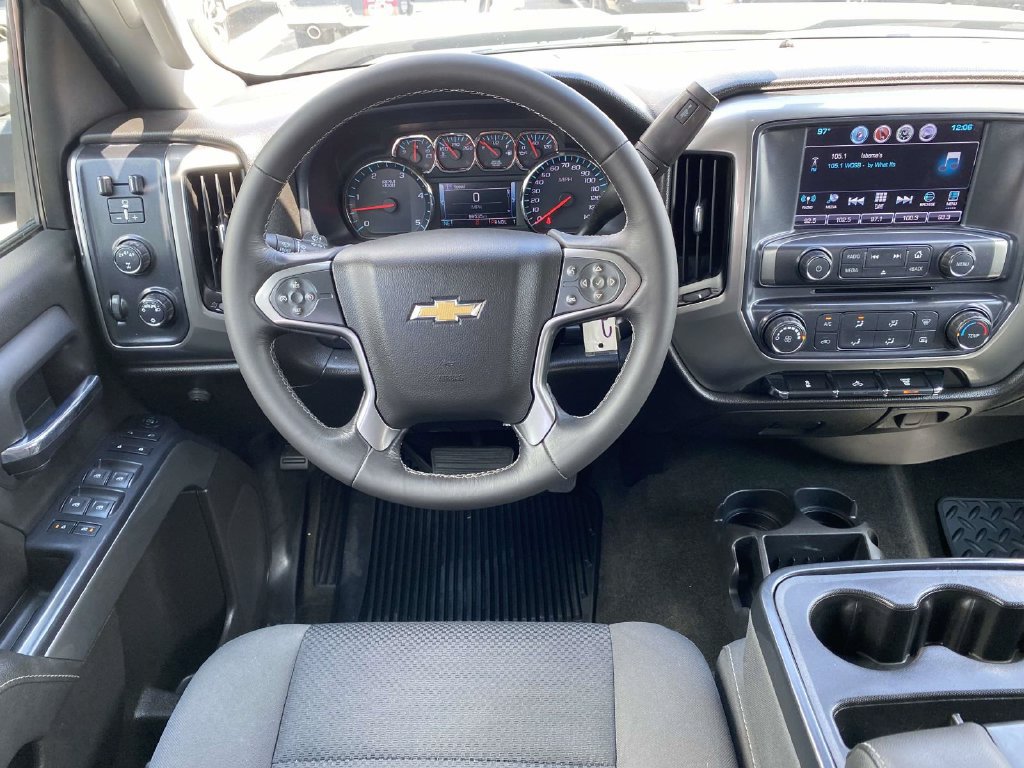 Used 2018 Chevrolet Silverado 2500 LT AWD/4WD image 30