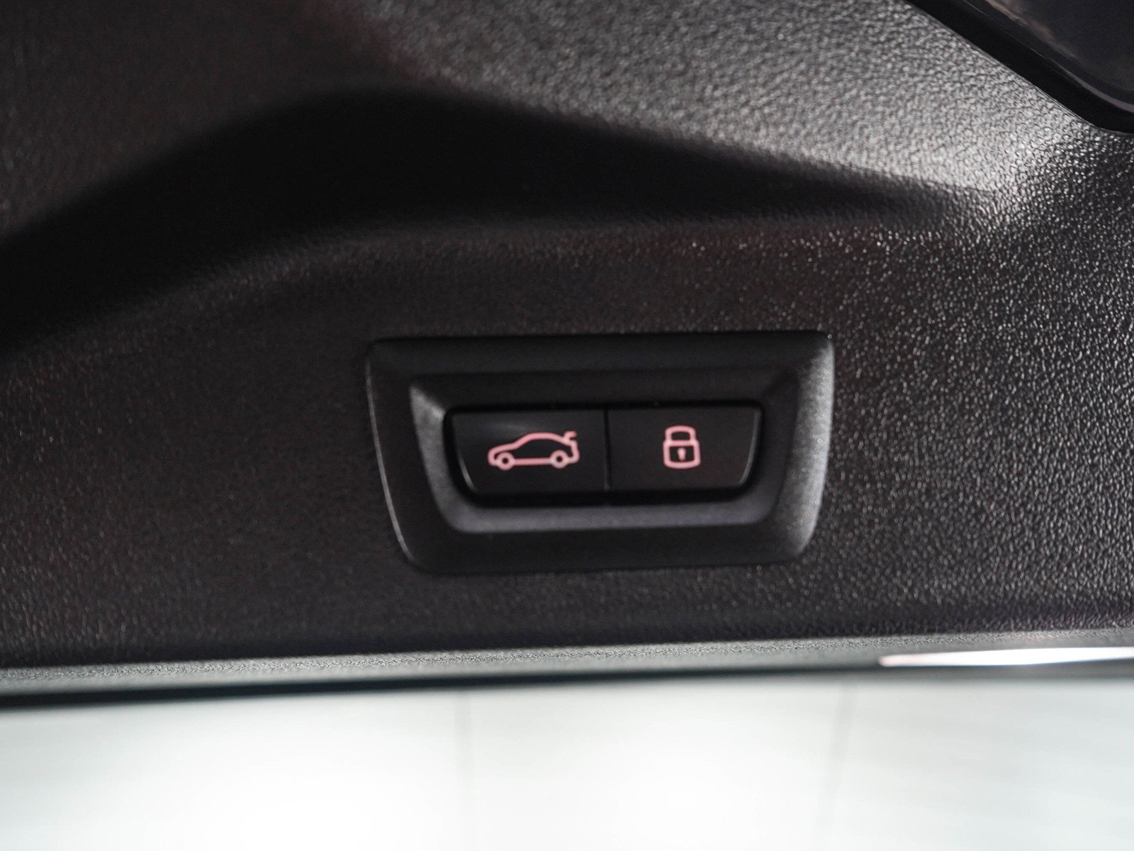 Used 2024 BMW X5 xDrive40i AWD/4WD image 18