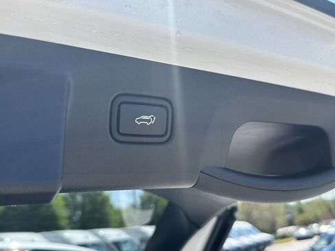 Used 2024 Hyundai Tucson Limited image 22