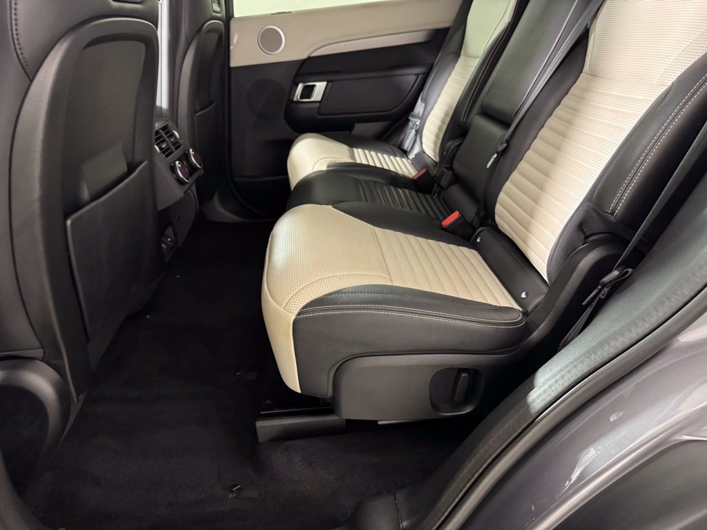 Used 2021 Land Rover Discovery S R-Dynamic AWD/4WD image 28