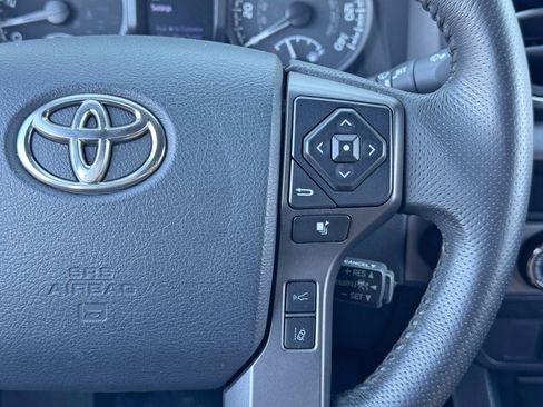 Used 2020 Toyota Tacoma TRD Sport image 20