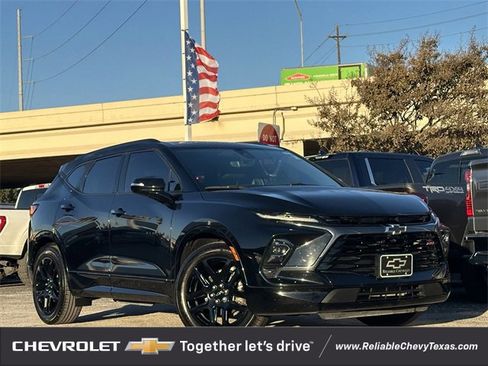 Certified 2024 Chevrolet Blazer RS w/ Driver Confidence II Package image 2