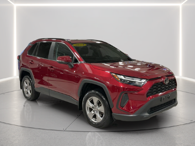 Used 2024 Toyota RAV4 XLE w/ Convenience Package AWD/4WD image 8