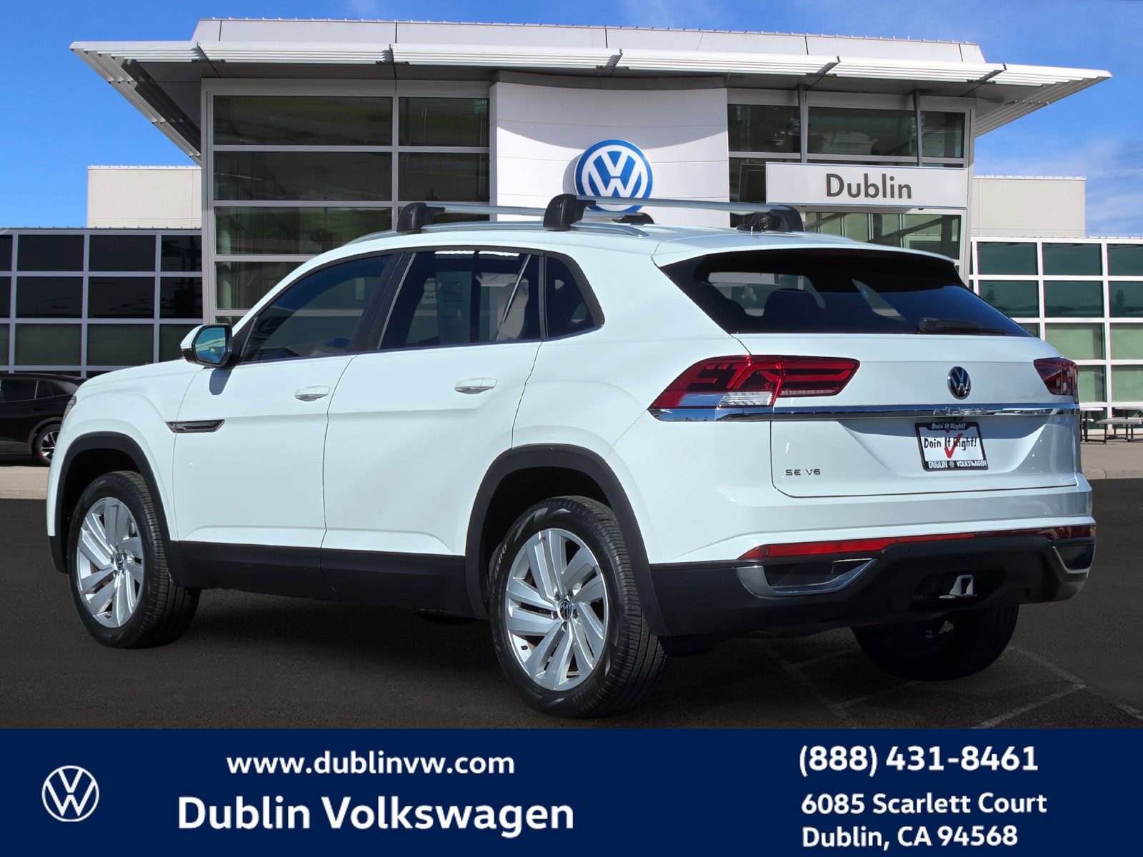 Certified 2023 Volkswagen Atlas Cross Sport SE FWD image 6