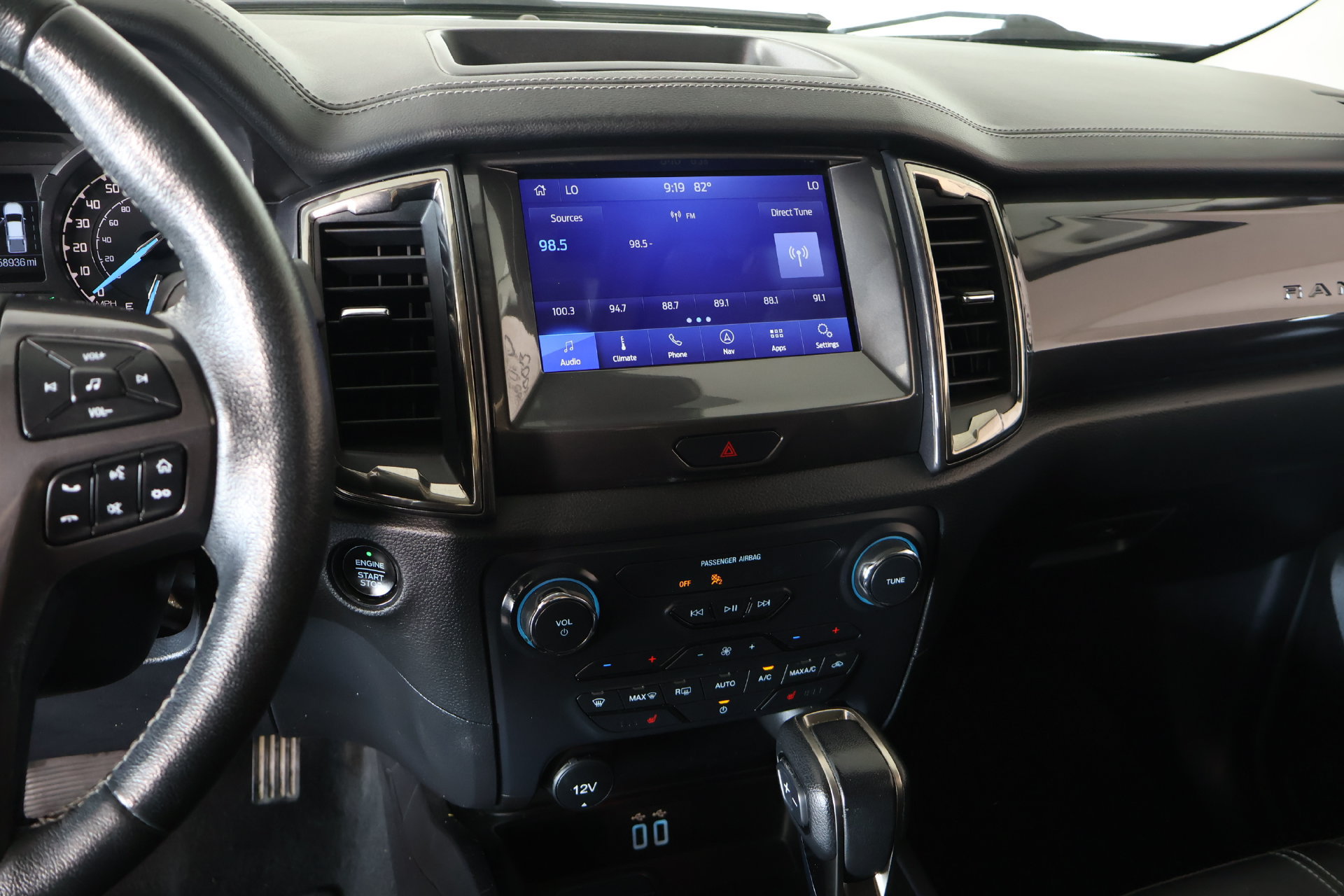 Used 2023 Ford Ranger Lariat w/ Technology Package RWD image 5