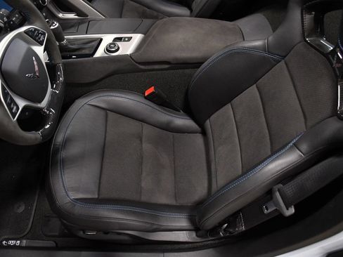 Used 2018 Chevrolet Corvette Grand Sport w/ Carbon 65 Edition RWD image 30