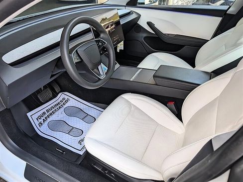 Used 2025 Tesla Model 3 Long Range AWD/4WD image 2
