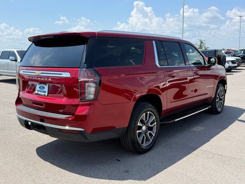 Used 2023 Chevrolet Suburban LT RWD image 33