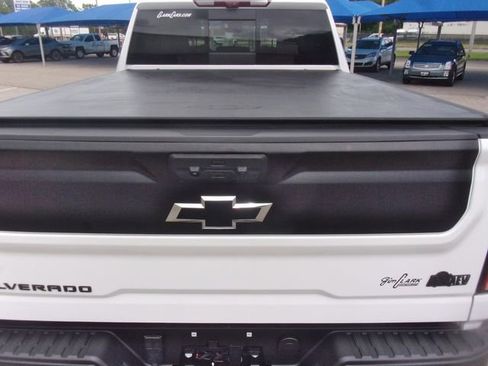 Used 2025 Chevrolet Silverado 2500 ZR2 w/ ZR2 Bison Edition AWD/4WD image 19