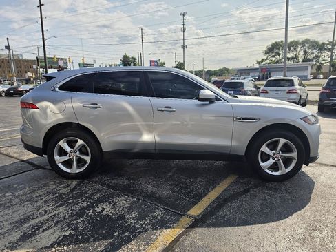 Used 2019 Jaguar F-PACE Premium AWD/4WD image 4