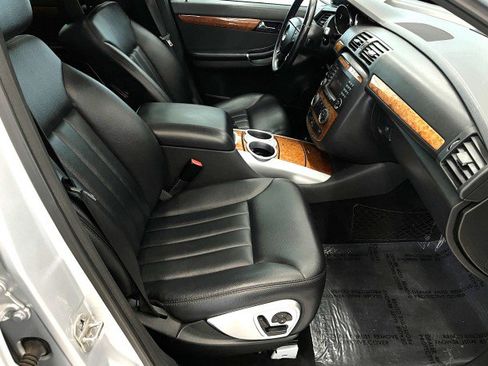 Used 2008 Mercedes-Benz R 350 4MATIC image 14