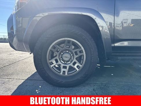 Certified 2020 Toyota 4Runner Venture w/ Moonroof Package image 4