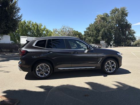 Used 2024 BMW X3 xDrive30i w/ Premium Package AWD/4WD image 12