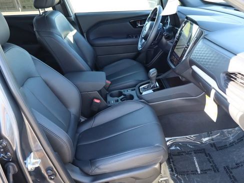 Certified 2025 Subaru Forester Limited w/ Popular Package #1 AWD/4WD image 39