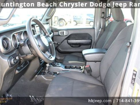 Used 2023 Jeep Wrangler Unlimited Sport AWD/4WD image 26