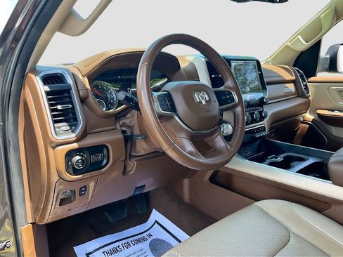 Used 2021 RAM 1500 Laramie AWD/4WD image 9