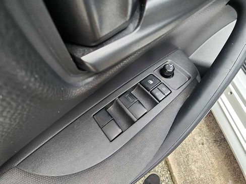 Used 2023 Toyota Corolla LE image 14