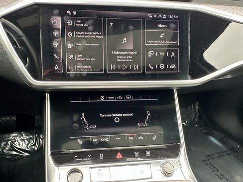 Used 2024 Audi A6 Premium Plus image 31