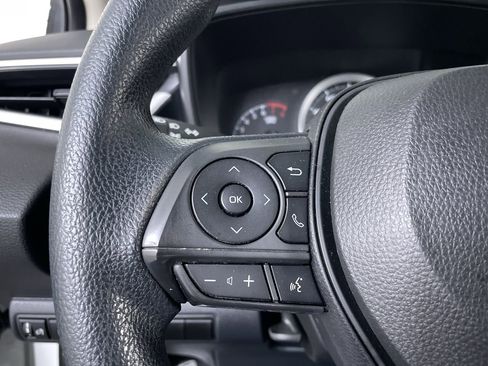 Used 2021 Toyota Corolla LE FWD image 24