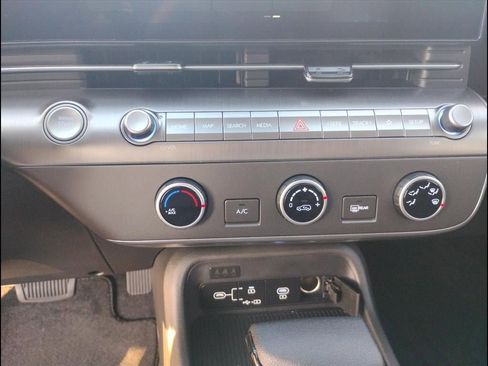 New 2026 Hyundai Kona SE image 27