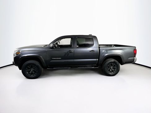 Used 2023 Toyota Tacoma SR5 AWD/4WD image 8