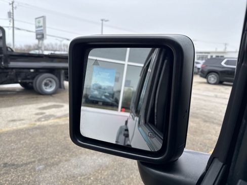 Used 2018 Jeep Wrangler Unlimited Sport S image 7