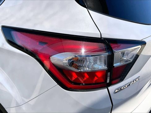 Used 2017 Ford Escape SE w/ SE Leather Comfort Package image 29