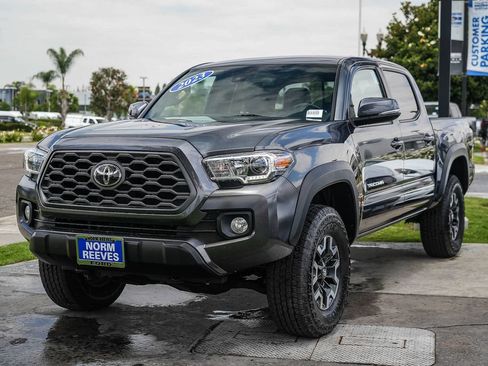 Used 2023 Toyota Tacoma TRD Off-Road w/ Technology Package AWD/4WD image 6