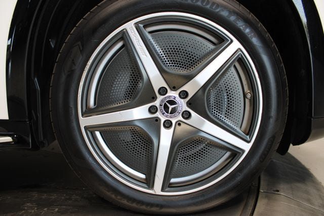 Used 2023 Mercedes-Benz EQS 580 4MATIC SUV image 36